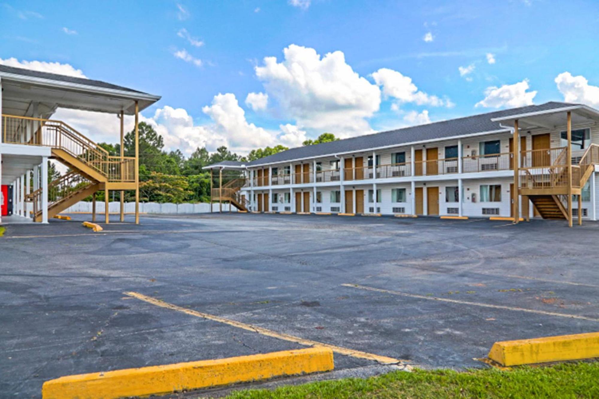 Economy Inn By Oyo แอชเบิร์น ภายนอก รูปภาพ